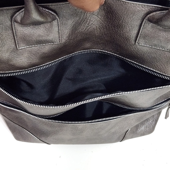 Lancome Large Silver Faux Leather Tote  Shoulder Bag - Picture 11 of 11